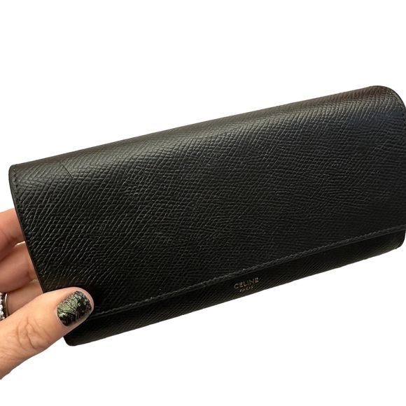 Celine Large Flap Wallet In Grained Calfskin Black - Picture 4 of 16